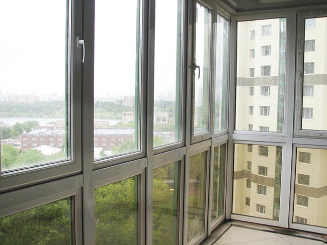 Ремонт застекленных балконов и лоджий в Чехов и области Чехов