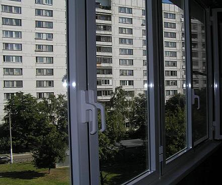 установка пластиковых окон на балконе Чехов